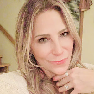 Meet your Posher, Dawne